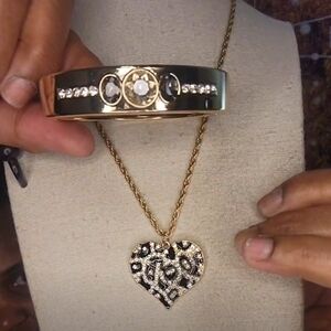 Gold and Black Heart Pendant Necklace and Bracelet Set